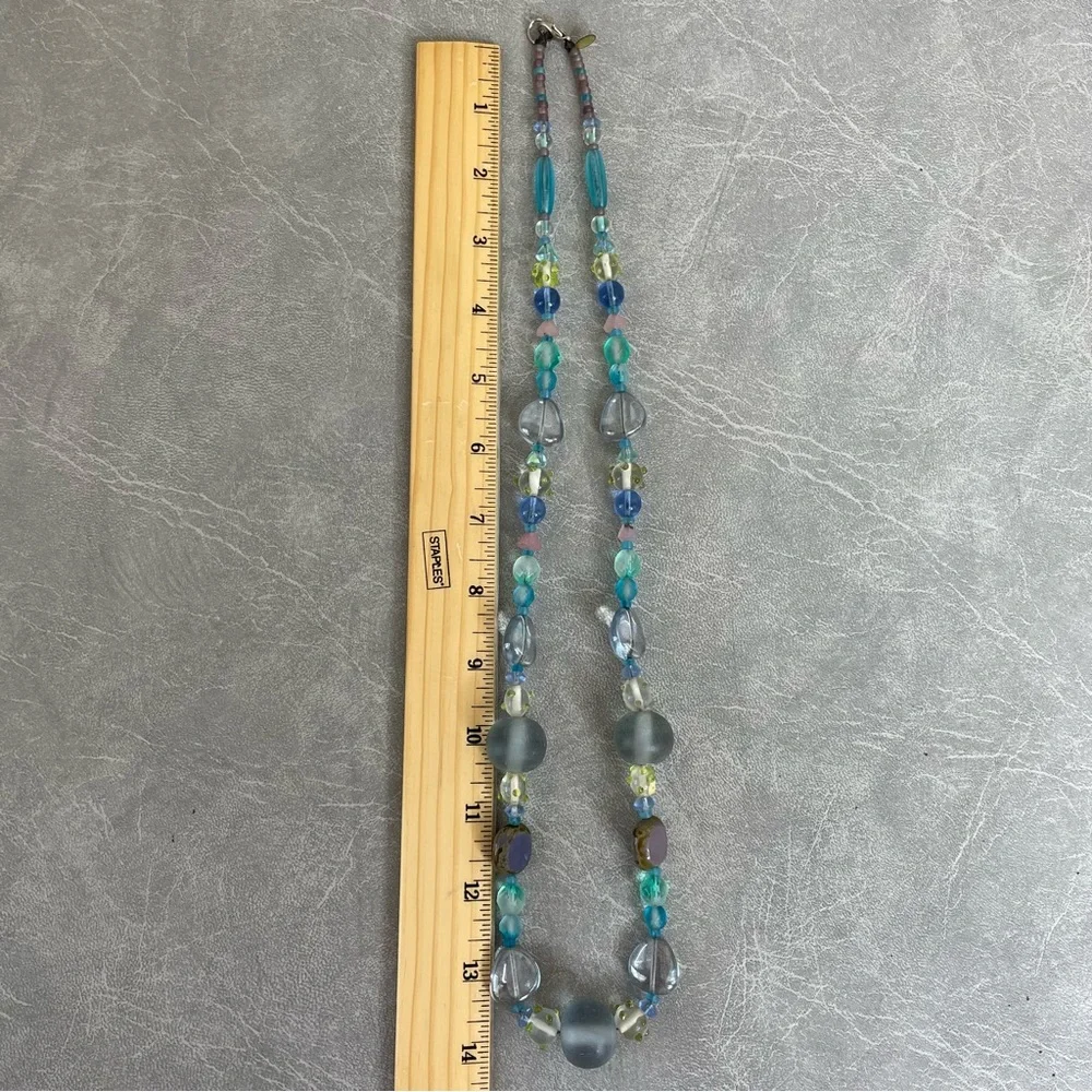 Vintage “Sea Glass” Pastel Blue Green Purple and Pink Beaded Necklace - Picture 4 of 4